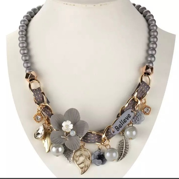 NUANCE gray faux pearl beaded flower leaf rhinestone believe chunky necklace - Picture 11 of 11